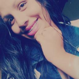 Amar não é aceitar tudo. Aliás: onde tudo é aceito, desconfio que há falta de amor.
By:Zaira Mendes