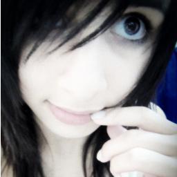 Eu sou a biscoitinho da minha @naoseicantar_  ;3 tire os olhos dela u.u  @SteffaniLimaa