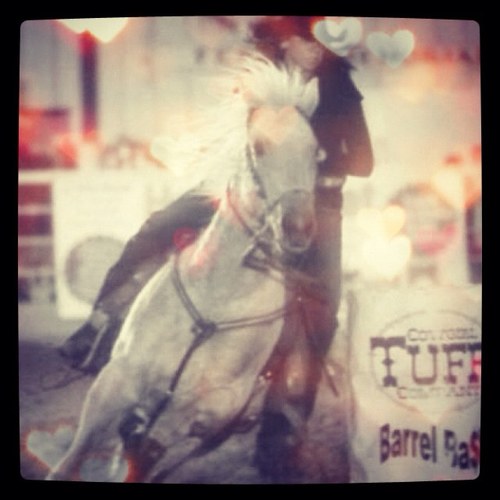 aary777's profile picture. 