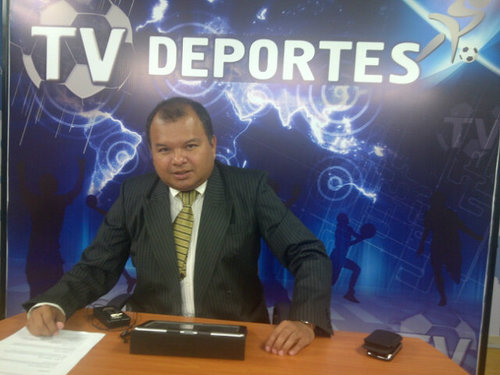 Docente de la Unidad Educativa San José, comunicador deportivo,