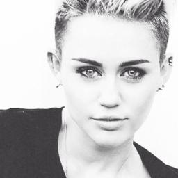 Miley is my idol and ur hate won't make me stop loving her . Miley is not perfect but many things can't be perfect without her ♥ ★мιlєyღ      www.mileycyrus.com