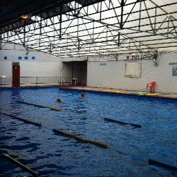 Piscina del colegio nuestra señora del Carmen de Maipu teléfono de contacto 79884450