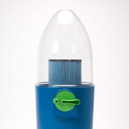 A unique filter cleaning system which cleans your whirlpool or hot tub filter perfectly, while saving you hundreds of euros on water, chemicals and new filters