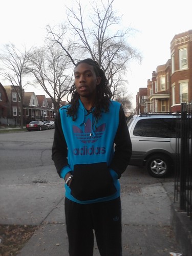 YMCMB ...................I SKEET EM & DA DELETE EM!!!!! IM MARRY 2 DA MONEY N SIT ON PLUTO N COUNT IT!!!!!
