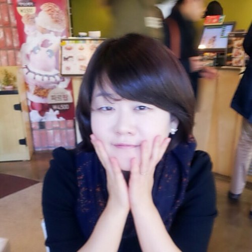 로맨스소설가. 바둑이 이모. 꽃보다 나무. 뛰기보다 걷기. 이따금 마이너. 성실한 꿈쟁이. 은혜입은 자.