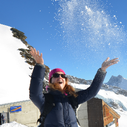 WiebkeSander's profile picture. Kreatussi vom Dienst, Social Media-Jüngerin, Harley Davidson-Liebhaberin, Twittern gehört zum Handwerk