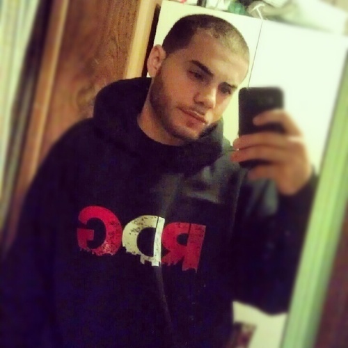 - Young Voice from DiRTY DiGiT GANG #DDG - I rap, i snowboard, follow me n ill follow u :) http://t.co/tRsUAKvTiX…