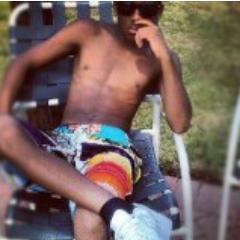 YALL GO FOLLOW MY IG CHRIS_BEENCLATT