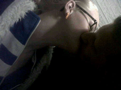 natasxxxsvenxxx's profile picture. SVENhouvanjouSCHATJE 24.10.12 ^_^ mij leven is een feestje, hoppaaaa. xXxXxX f*king mooi leventje! :p 1996 lkkr blondjeee