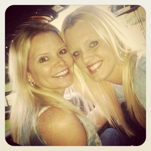 LilCountryQT's profile picture. Wife 💍 Mom of 6 ♥️ Beyond blessed 🙏🏻