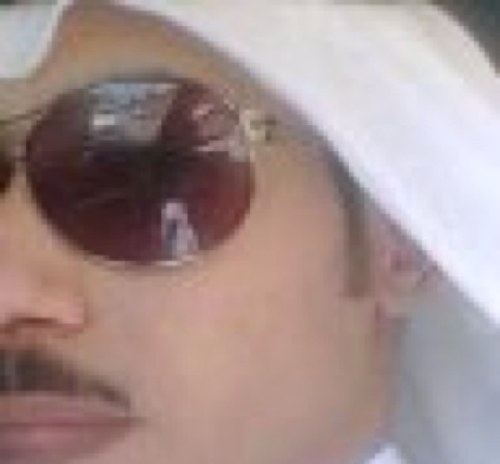 مواطن سعودي مخلص لبلدي مكافح في هذه الحياه لأبني مستقبلي متابع للرياضه ثم السياسه لايوجد لدي إنتماء لأي حزب أو طائفه أو فرقه