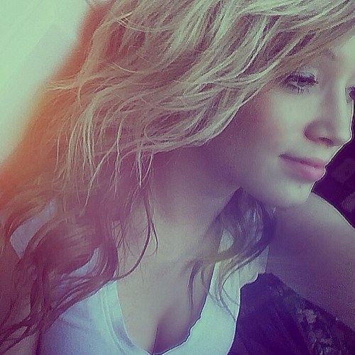 Meredith... 17. One Direction. Country music. Texas girl. Forever & Always.