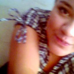 Cristã, 17 anos, Corinthiana, misteriosa, um tanto chata + Divertida, Apaixonada por uma pessoa que nunca me abandonou JESUS CRISTO aquele que me amou 1º.