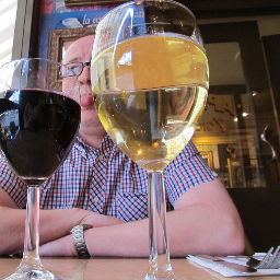 WurzelCol's profile picture. Blissfully un-pc and becoming more belligerent as the years tick by !! Oh BTW LUFC fan since 1977 and proud of it MOT !!