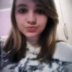 11/02 aquariana, feia, boba, engraçada, são paulina, bff da @22_jessicasz. 
 AMO bob esponja  ;3