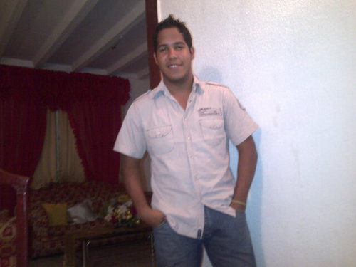 sigueme, y te sigo, y si quieres saber de mi, solo pregunte :D