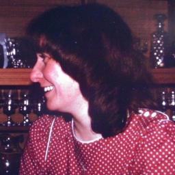 Lindafc2002's profile picture. Im married with 2 daughter, music is my passion, MJ,Bon Jovi,Enrique and Darren Hayes to name but a few