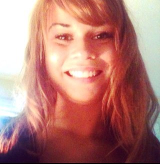 Mouumiee's profile picture. 