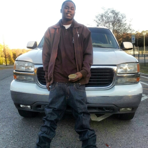 Im in the TRAP & reppin tha trap flexin  & Not to mention im DOUBLE-P Lil Brother we known for gettin $$$! #RIPBOOKIEGEE #OfficialTeamPhamous BITCH! #PNE
