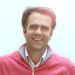 Producteur Agence Tulipes @TulipesCie I like movies webdesign photography architecture typo pink!