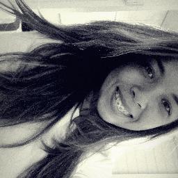 Prefiro ser feliz, embora louca, do que viver infeliz em são conformismo!