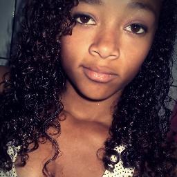Antes de falar, escute. Antes de reagir, pense. Antes de criticar, espere. Antes de orar, perdoe. Antes de desistir, tente.