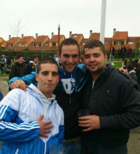 adrianleon89's profile picture. os pensais que asi es la vida, y lo que haceis es jugar.