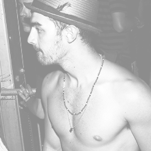 jonasfraud's profile picture. To move on is to grow.