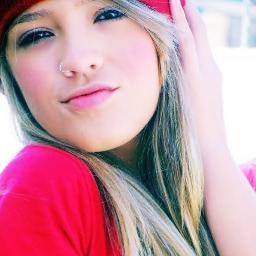 - zéé poviin ,, aaq neem colla *