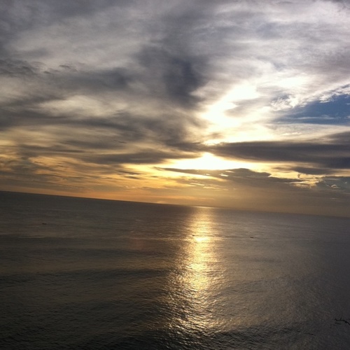 yes419's profile picture. 생존경쟁을 위해 치열한 삶을 살고 있는 직장인,간절히 소망하면 이루어진다.