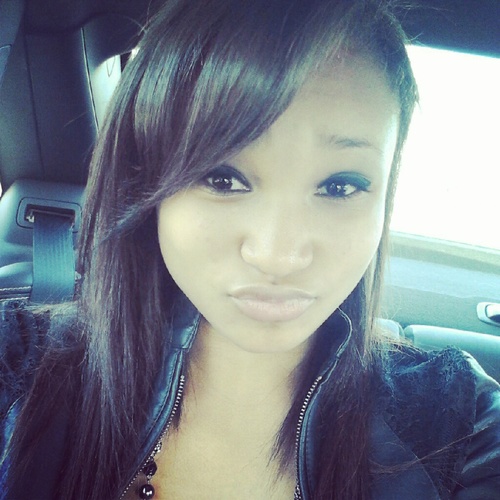 im nicole , follow mee on instagram @nicole_ostrowitz :)