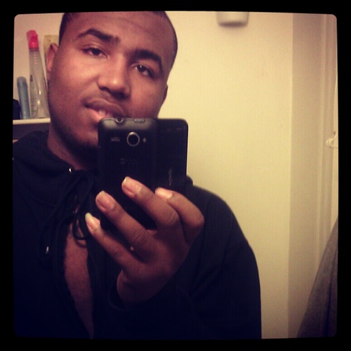 nique_sharpe's profile picture. FOLLOW ME BABYYYYYYYYYYYYYYYYYYYYY