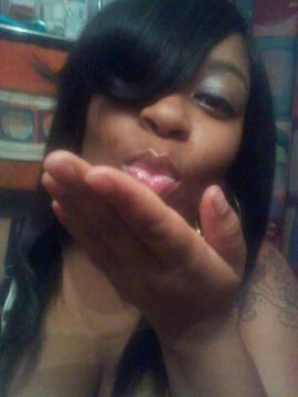 maya_new2this's profile picture. i guess u can call me cold-hearted bcuz i dnt give a fuck #straightlikethat