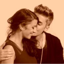 Me llamo Gianella, tengo 17 años,  AMOOOOO A JUSTIN DREW BIEBER MALLETE♥
#NeverSayNever #Believe - @justinbieber  @carlyraejepsen me sigue el 11/12/2012 #Kiss