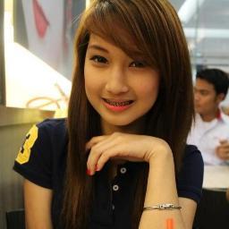 a friendly girl need to have a 1000 friends