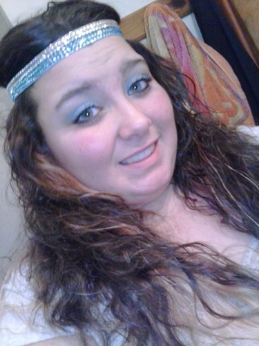 KarliKidwell's profile picture. I'm lay back and chill. i like-music, make up, glitter, red bull, Disney Films, long bubble baths, Bonfires. I hate- frogs and 2 faced people