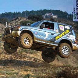 tanguera77's profile picture. İstemsiz,isteksiz aile hekimi,deniz altında yeryüzünde olmaktan daha huzurlu;pajerosuna aşık offroadcu;
birgün geraldine tırnagı olmayı kafaya koymuş tangocu:)