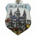 Catherine Hatch - @RheinKampf - Twitter