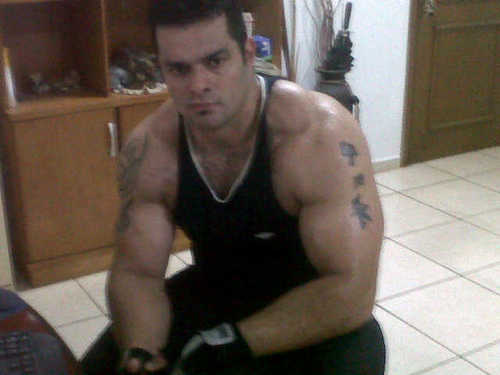 Soy un chico listo alegre respetuoso me gustan las mujeres soy caballeroso humilde sensillo y ya esta jejejejejejejejejejejejeejejejejejejejejeejejejejejejejeje