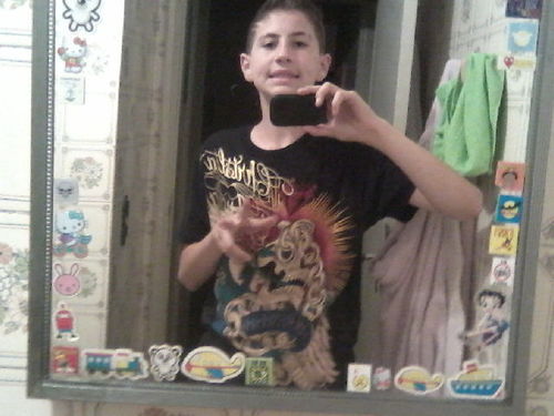 Amo futebol,escuto Funk,Eletronico,Rap;