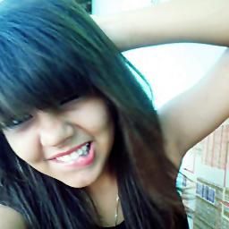 {...} - muita gente olhando para mim, como se fosse alguém de outro planeta, lá no fundo elas queriam ser um pouco mais como eu. ♪