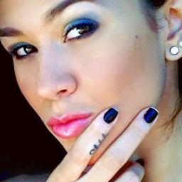 A beleza atrai, ♏as é o conteúdo que convence, porque o que é bonito encanta, ♏as o que é sincero fascina
