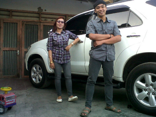 DevaPutrazeus's profile picture. 