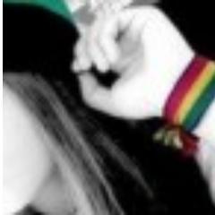 .Eu recuso a ser o que você queria que eu fosse.Sou oque sou,é assim que vai ser. Voce não pode me educar..................