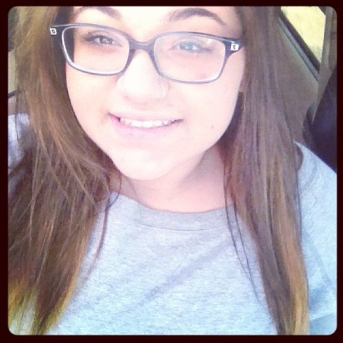 Im 15
Chubby ✌ and i live in bayrigde
I love pink and gucci ❌⭕
Add me on facebook gianna mariie
Follow me on instagram @forevergianna_