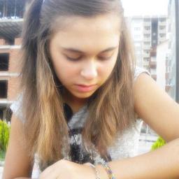 esin__7's profile picture. 