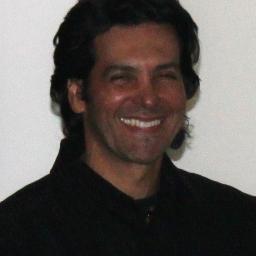 Film Director, maniac about life.
Award Winner at 15 International Film Festival / Best Director Award / Best Cinematographer Award / The Grand Prix Award