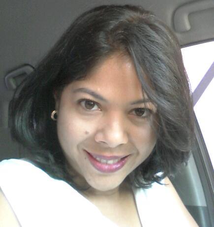 Hija de Dios, madre, y profesional, infinitamente bendecida.