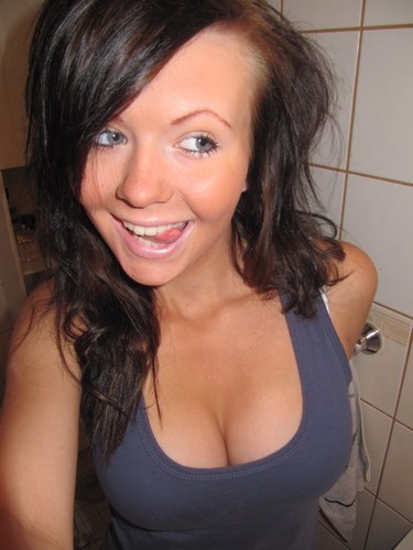 alixaubreyEWHo's profile picture. 