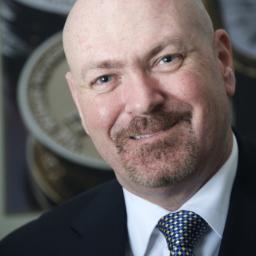 President & CEO of @Lloydshare , Founder of @PVFANmexico & #Author of The #SocialStockmarket